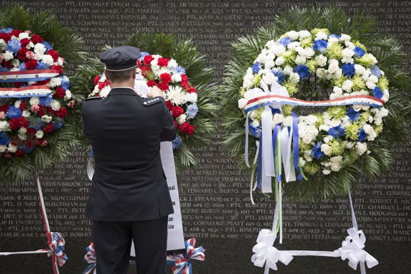 Washington DC,National Law Enforcement Officers Memorial,wreath